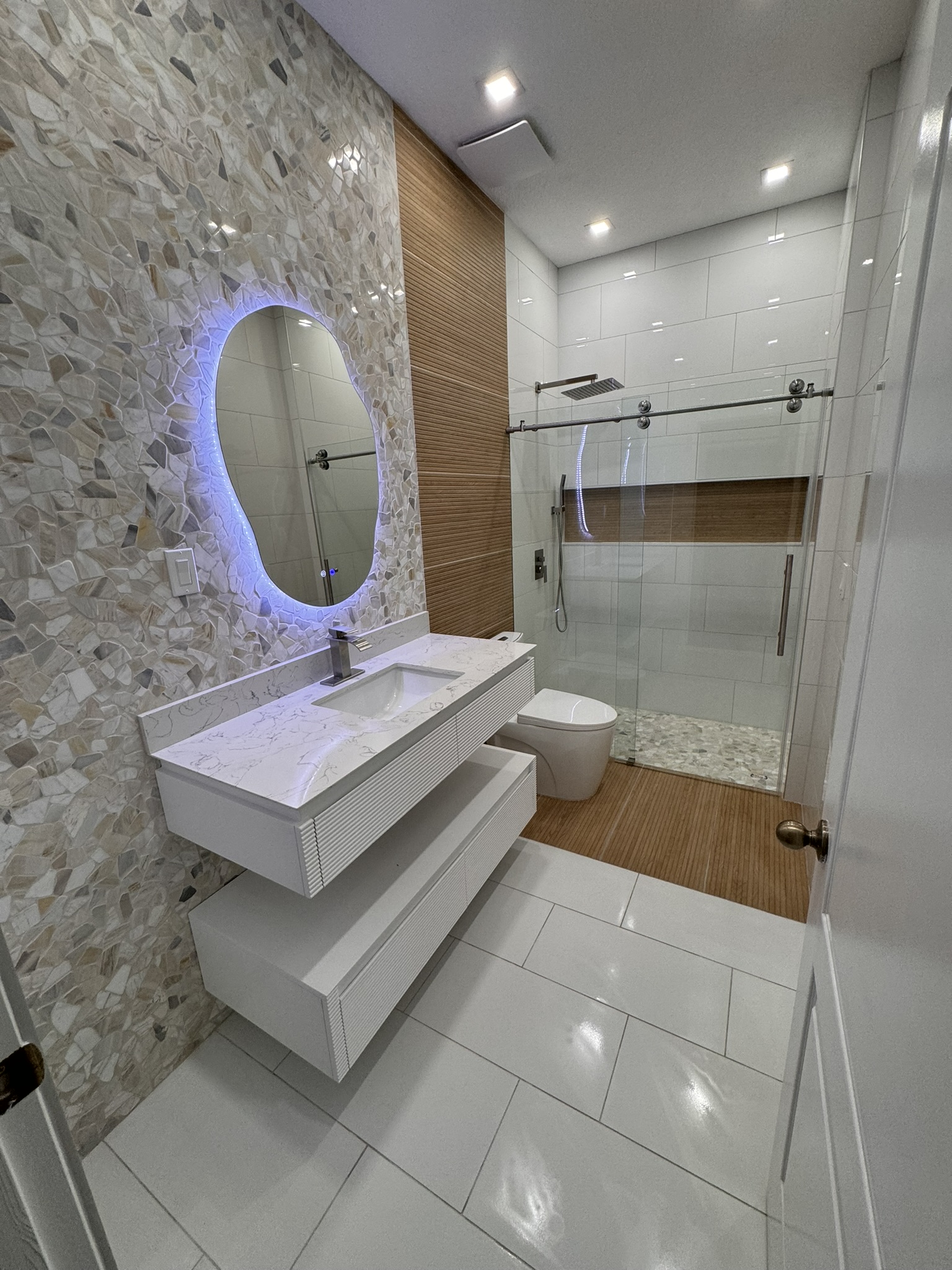 Custom shower preview